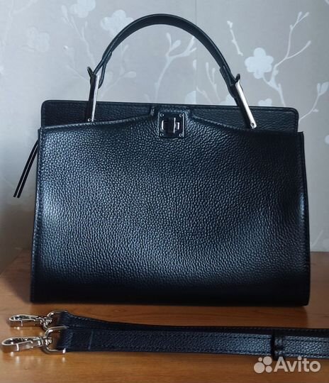 Сумка женская натуральная кожа бу черная