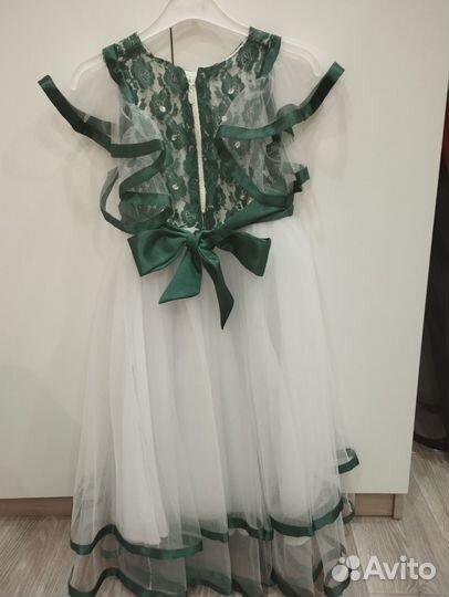 Платье праздничное на девочку