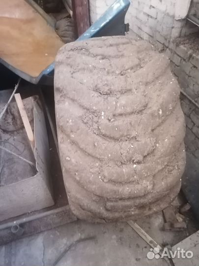 Шина колесо покрышка