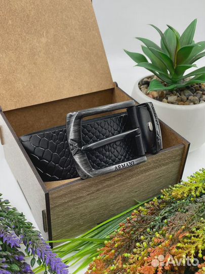 Мужской кожаный ремень Emporio Armani