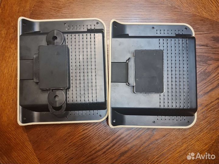 Мониторы в машину на подголовники от Mersedes