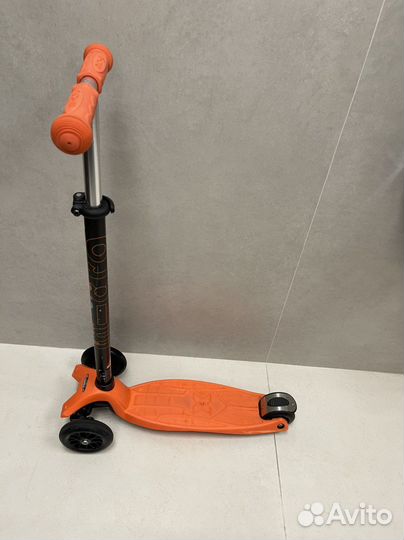 Самокат maxi micro