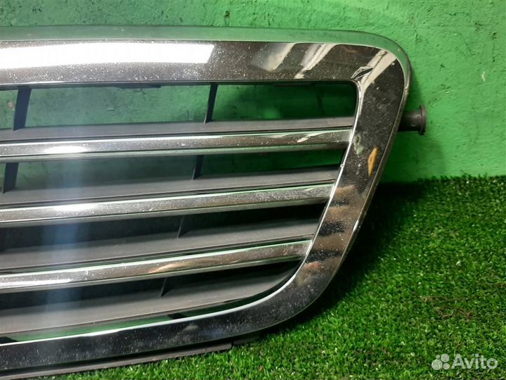 Решетка радиатора Mercedes Benz C-Class W204 2008