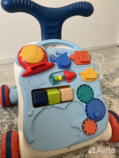 Каталка +игровой столик