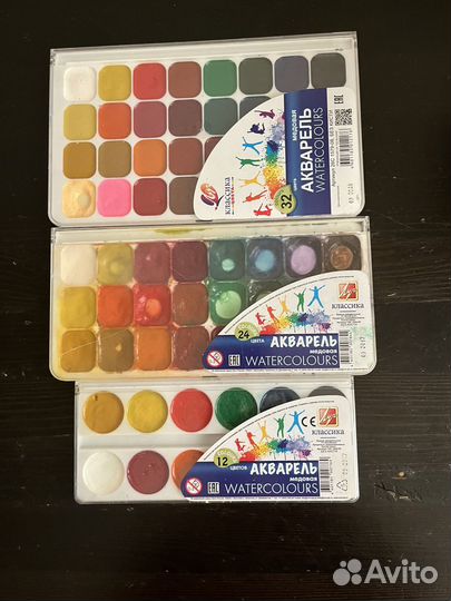 Товары для рисования краски мелки