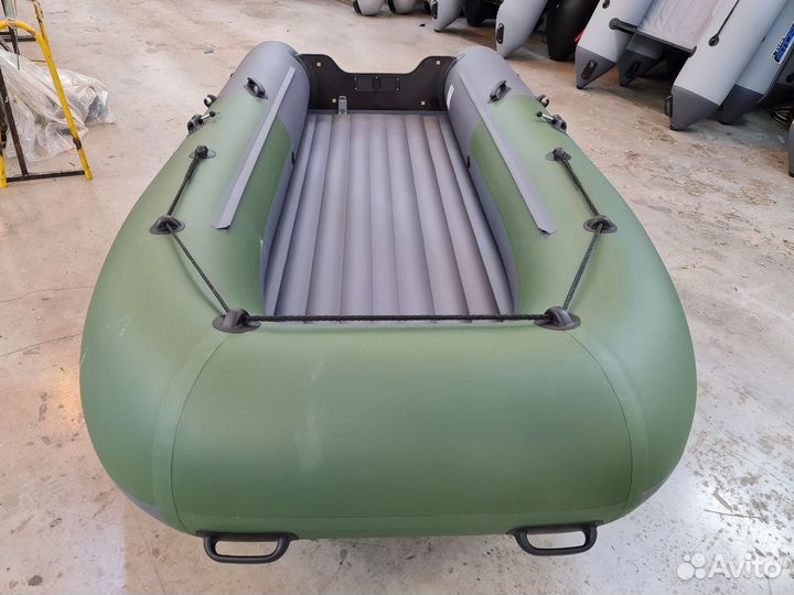 Лодка пвх BoatsMan BT380A