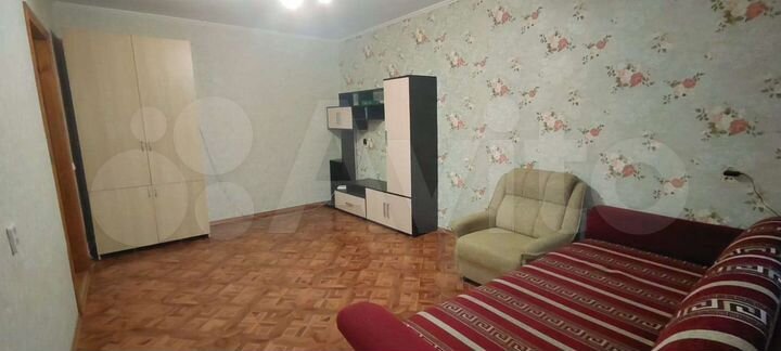 3-к. квартира, 70 м², 2/5 эт.