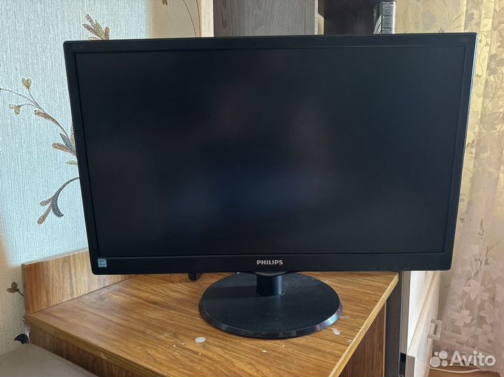 Монитор 21.5 Philips 223V