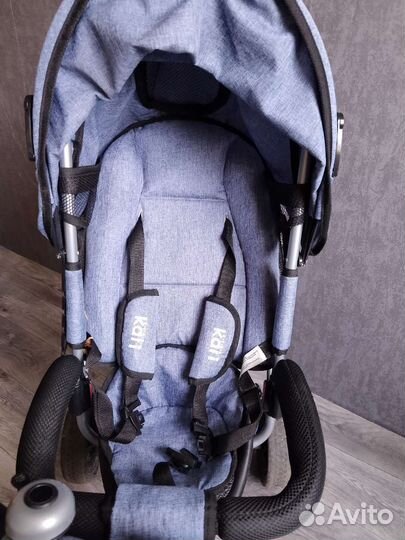 Трехколесный велосипед с ручкой