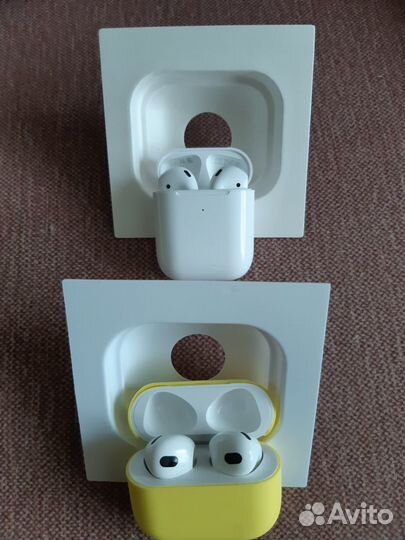 Продам наушники AirPods 2 и 3