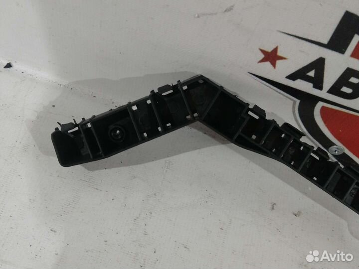 Кронштейн бампера правый заднего honda accord 8 cu