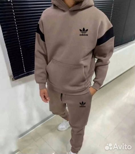 Спортивный костюм Adidas