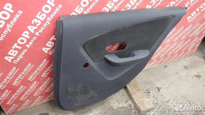 Карта двери задняя правая Nissan Almera G15