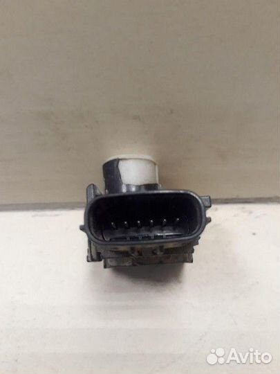 Датчик парковки Toyota Land Cruiser