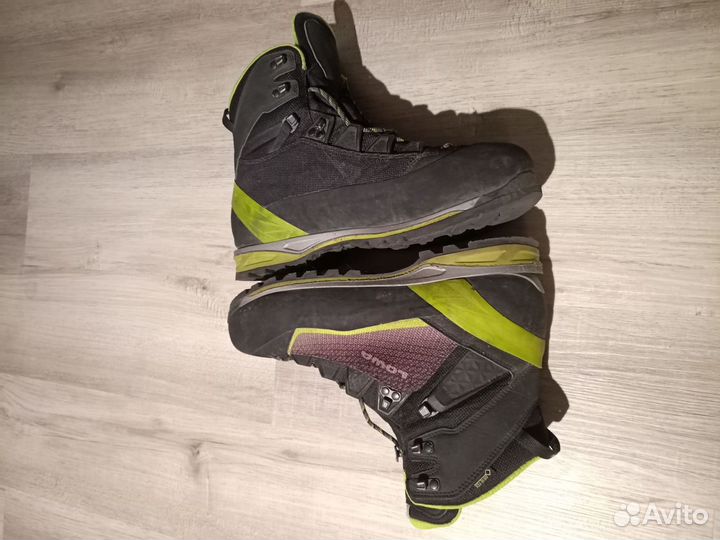 Lowa Alpine Pro GTX 42-43