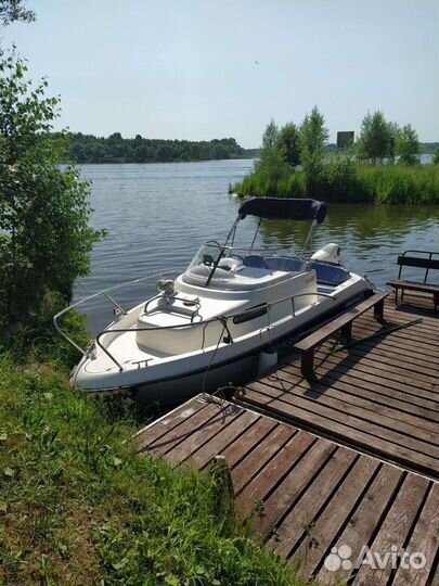 Аренда катера с капитаном, прогулка на катере