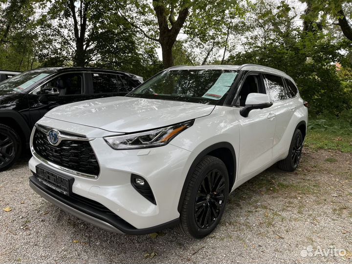 Разбирается toyota highlander