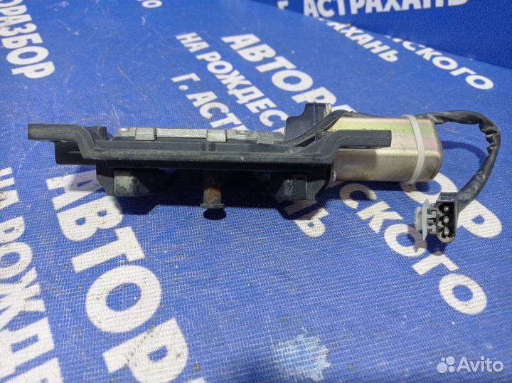 Активатор замка багажника Bmw E65 седан N62B44