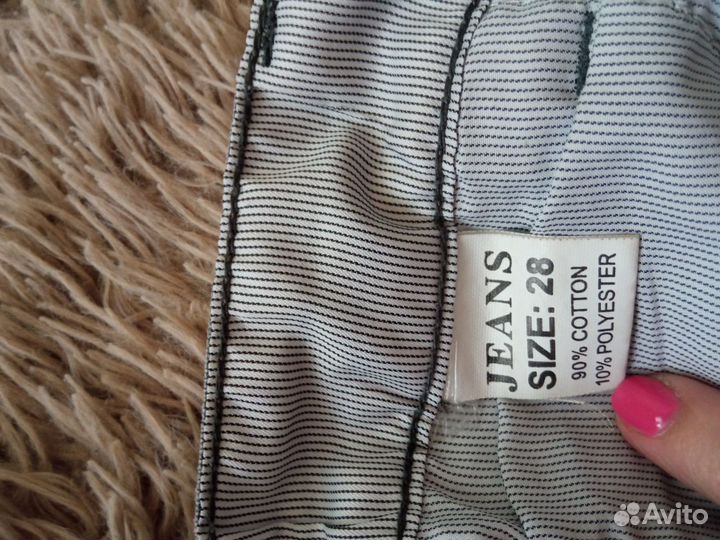 Брюки джинсы на подростка 28 размер