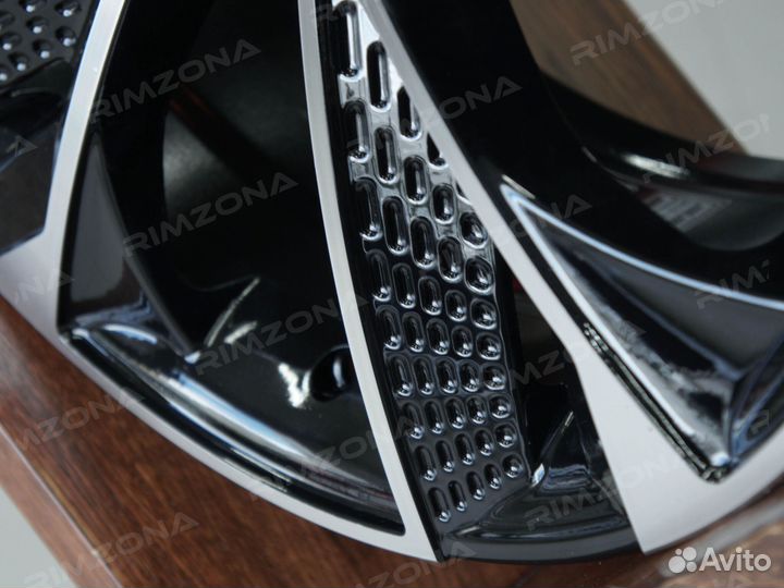 Литые диски RS7 R18 на Audi. Арт2059