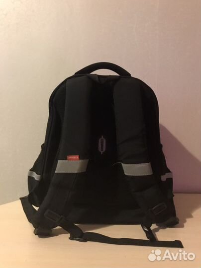 Рюкзак школьный для мальчика grizzly