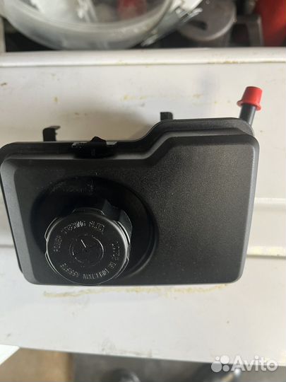 Продам бочок гур на Вольво хс90 2012год