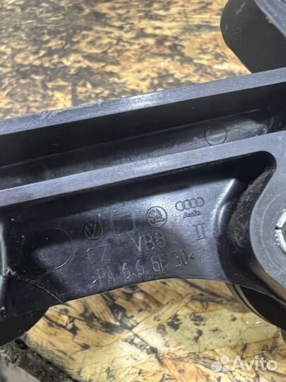 Термостат CAX Фольксваген Пассат B7