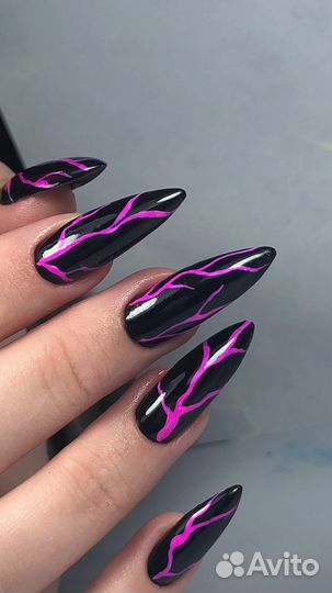 Маникюр, педикюр