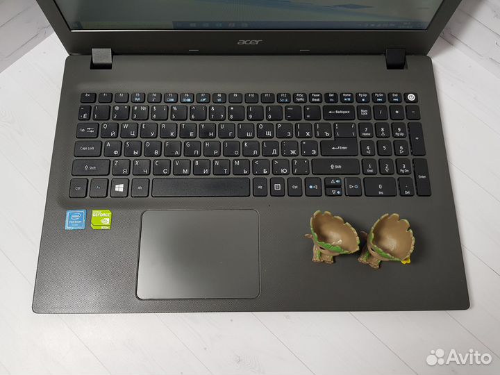 Игровой ноутбук Acer 4ядра/2видеокарты/8Gb/SSD