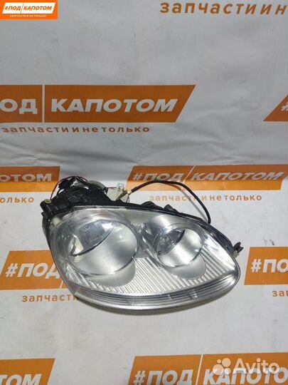 Фара Ксенон прав. Volkswagen Golf 5 2007