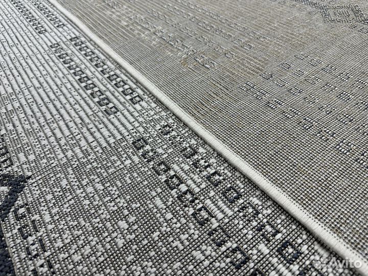 Ковер, циновка 2х3.9 новый