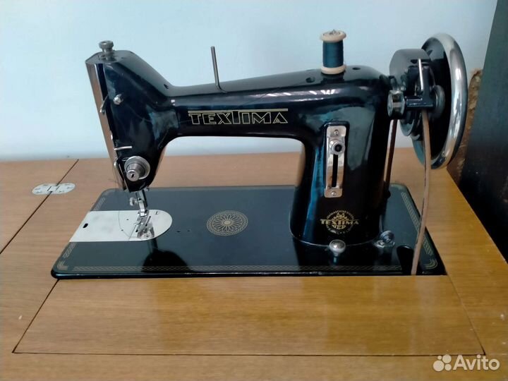 Швейная машинка textima