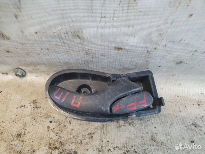 Ручка салона передняя правая Ford Focus 1 2002