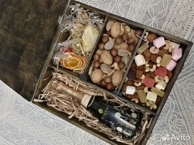 Подарок, деревянная шкатулка