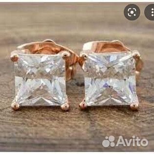 Серьги гвоздики