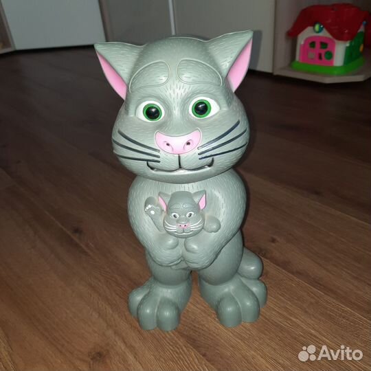 Говорящий кот Том