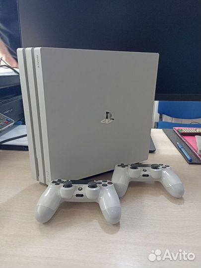 Sony playstation 4 pro 1tb