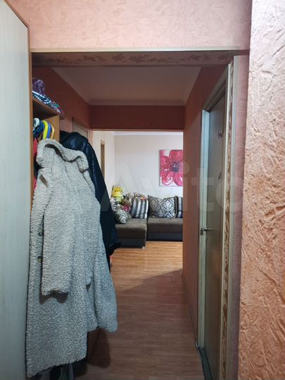 3-к. квартира, 60 м², 2/5 эт.