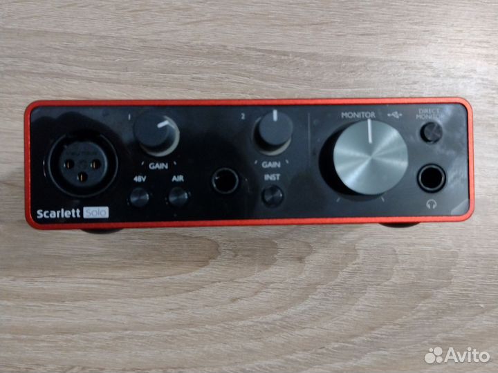 Звуковая карта Focusrite Scarlett Solo 3rd gen