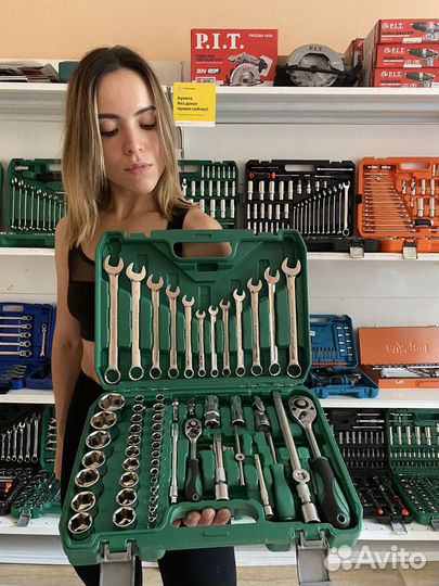 Набор инструментов для авто 61 предмет