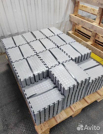 Модульная плитка пвх в фитнес зал