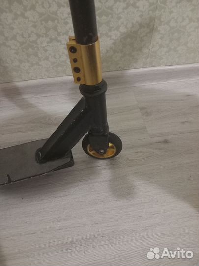 Трюковой самокат