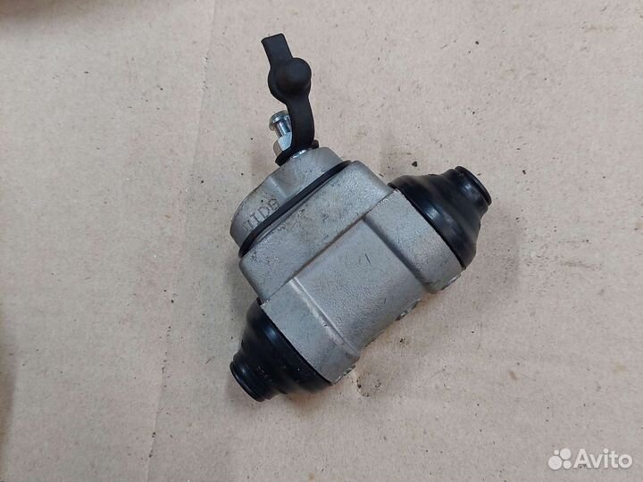 Цилиндр тормозной задний Hyundai Accent 2