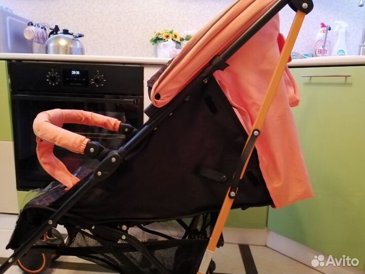 Коляска трость