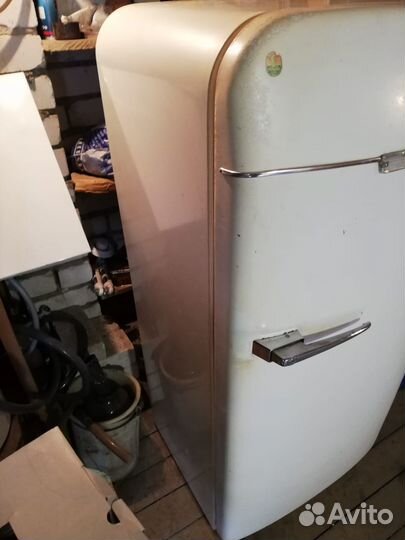 Продаю холодильник бу 