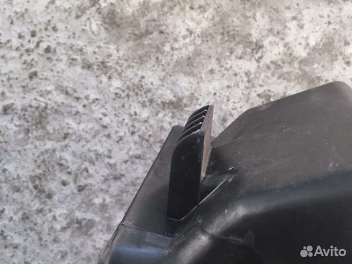 Накладка педального узла Mercedes W203 (3124)