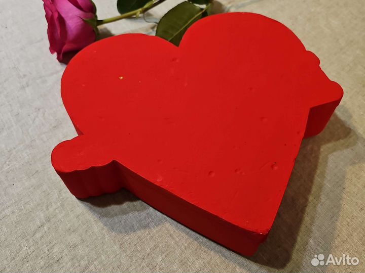 Пенобокс подарочный Love is корзинка для подарка