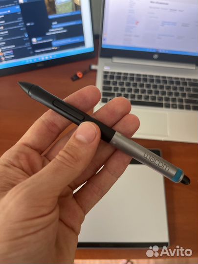 Графический планшет Wacom Intuos CTH-680