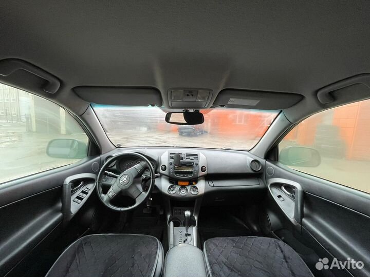 Длительная аренда автомобиля Toyota RAV4