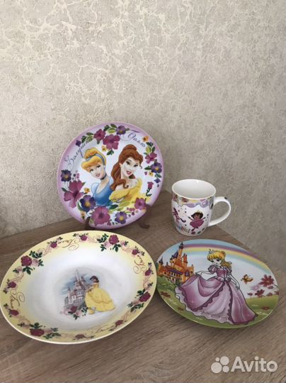 Тарелки СССР, Корея, Дисней